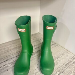 Hunter Original Green Rain Boots – Size 12 US / 46 EU